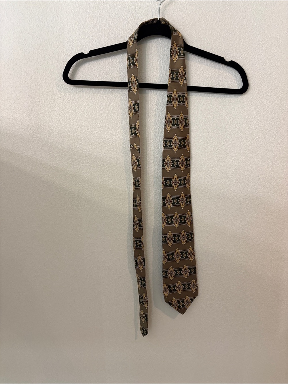 Sutter & Grant Patterned Brown Geometric Silk Tie